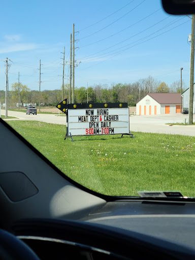 Grocery Store «Cloverdale Value Market», reviews and photos, 4 Stardust Rd, Cloverdale, IN 46120, USA