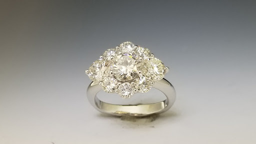 Jeweler «William Phelps Custom Jeweler», reviews and photos, 4380 Gulf Shore Blvd N #812, Naples, FL 34103, USA