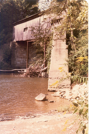 Tourist Attraction «Winsdor Mills Covered Bridge», reviews and photos, 7696 Warner Hollow Rd, Windsor, OH 44099, USA