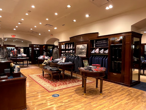 Clothing Store «Brooks Brothers», reviews and photos, 445 W Farms Mall, Farmington, CT 06032, USA