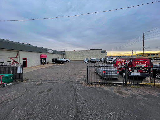 Auto Body Shop «CARSTAR Highland-Denver South», reviews and photos, 1881 W Evans Pl, Denver, CO 80219, USA