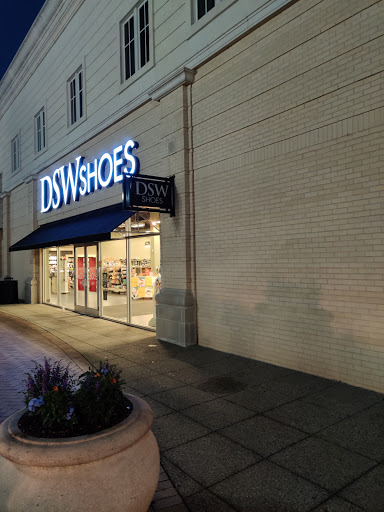 Shoe Store «DSW Designer Shoe Warehouse», reviews and photos, 346 Newnan Crossing Bypass, Newnan, GA 30265, USA