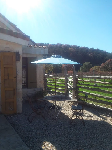 Winery «La Cruz de Comal Wines, Ltd.», reviews and photos, 7405 FM 2722, Canyon Lake, TX 78133, USA