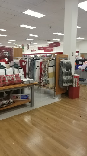 Department Store «T.J. Maxx», reviews and photos, 865 Bridgeport Ave, Shelton, CT 06484, USA