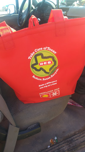 Grocery Store «H-E-B Grocery», reviews and photos, 107 N Sunset Strip St, Kenedy, TX 78119, USA