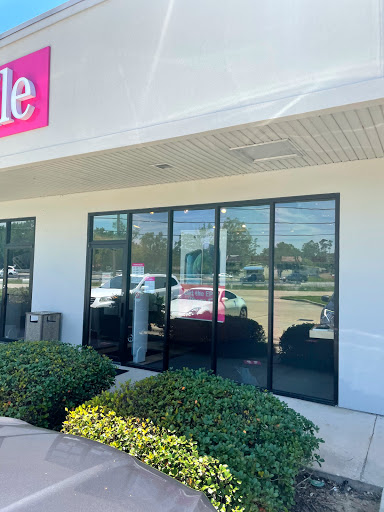 Cell Phone Store «T-Mobile», reviews and photos, 206 Lake Dr Suite 5, Covington, LA 70433, USA