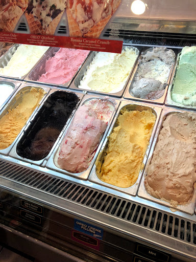 Ice Cream Shop «Cold Stone Creamery», reviews and photos, 2015 S Hurstbourne Pkwy, Louisville, KY 40220, USA