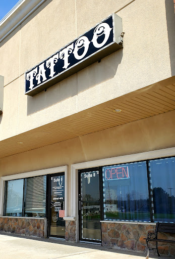 Tattoo Shop «Almighty Tattoo ( Under new ownership now Loyalty Tattoo Company!!!!)», reviews and photos, 5337 S Dort Hwy, Flint, MI 48507, USA