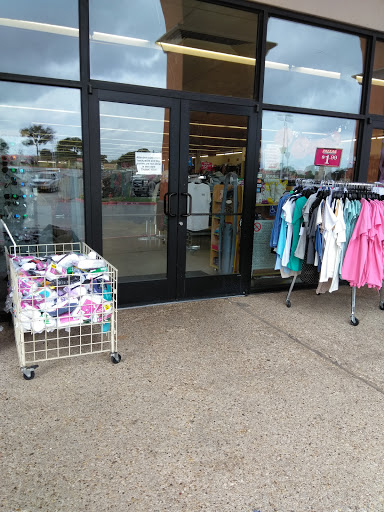 Discount Store «Factory 2-U (Fallas Discount Stores)», reviews and photos, 4200 South Fwy, Fort Worth, TX 76115, USA