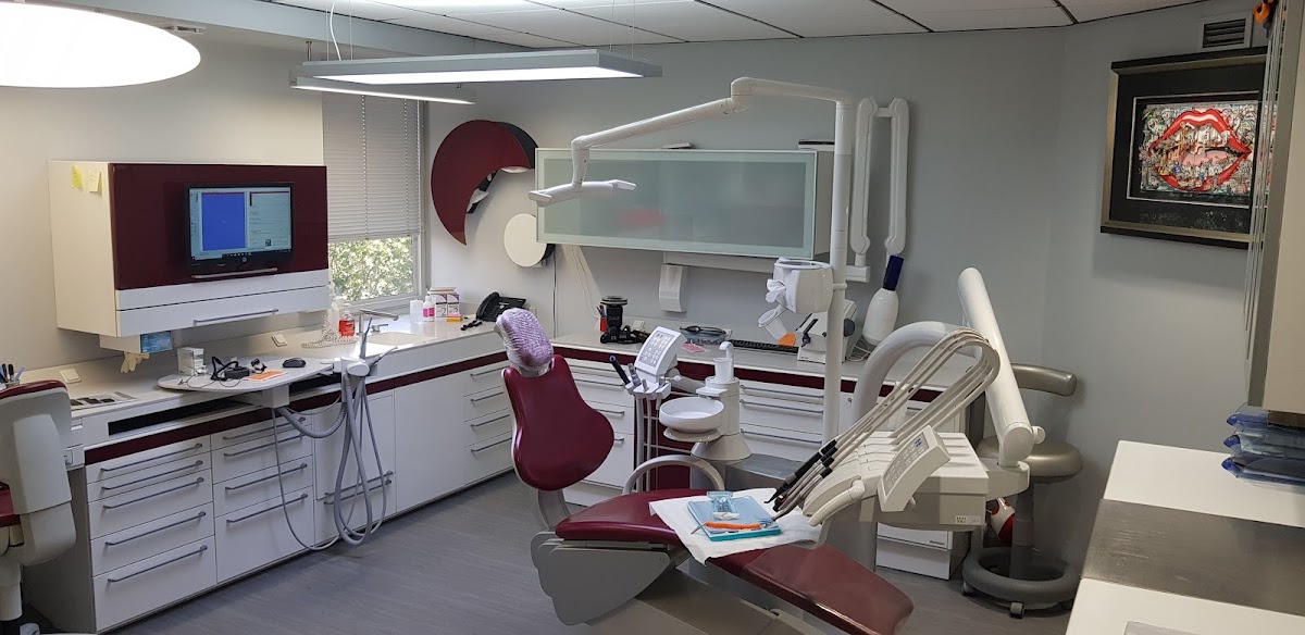 Cabinet dentaire Dr Gilles Laborde & Dr Guillaume Couderc à Marseille