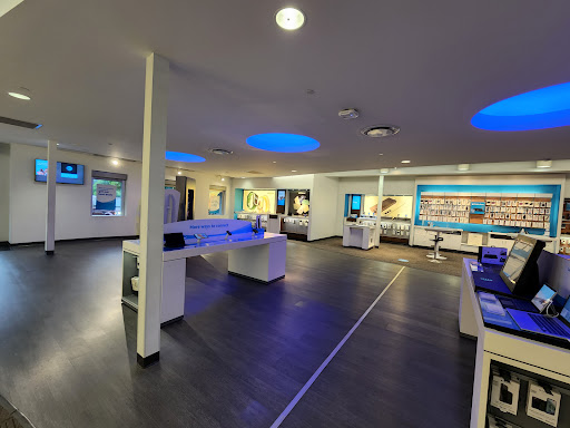 Cell Phone Store «AT&T», reviews and photos, 7900 North Point Pkwy, Alpharetta, GA 30022, USA