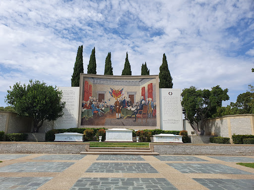 Cemetery «Forest Lawn Memorial Park», reviews and photos, 1712 S Glendale Ave, Glendale, CA 91205, USA