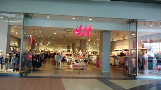 H&M