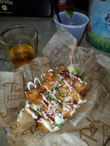 Live Music Bar «Tin Roof», reviews and photos, 32 Market Pl, Baltimore, MD 21202, USA