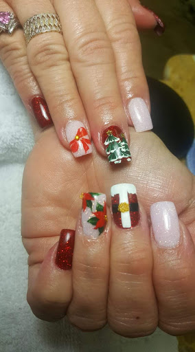 Nail Salon «Salon Polished», reviews and photos, 15 12th St, Hammonton, NJ 08037, USA