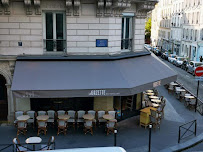 Photos du propriétaire du Restaurant français La Gazette Batignolles à Paris - n°13