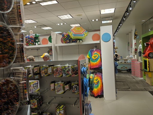 Craft Store «Crayola Store Crown Center», reviews and photos, 200 E 25th St, Kansas City, MO 64108, USA