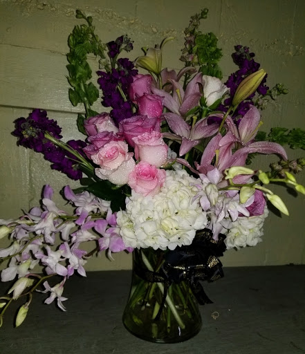 Florist «Fairview Flower Shop», reviews and photos, 1026 Sycamore Dr, Decatur, GA 30030, USA