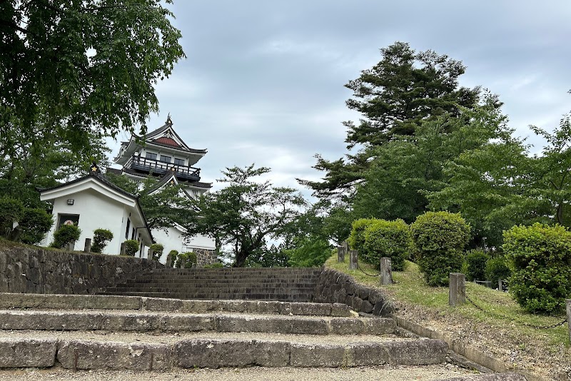 二の丸広場