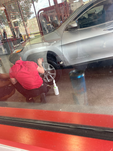 Tire Shop «Discount Tire Store - Grapevine, TX», reviews and photos, 2055 W State Hwy 114, Grapevine, TX 76051, USA