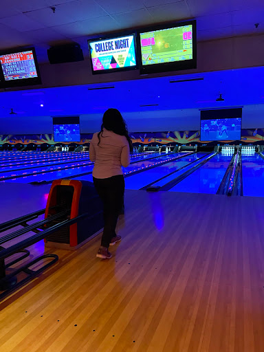 Bowling Alley «Buffaloe Lanes South Family Bowling Center», reviews and photos, 6701 Fayetteville Rd, Raleigh, NC 27603, USA