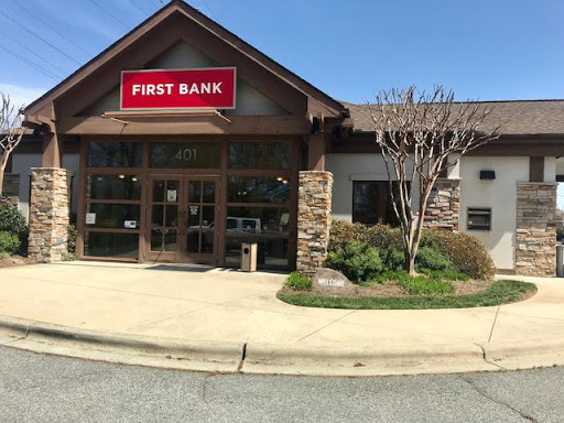First Bank - Winston-Salem Knollwood, NC