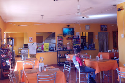 Restaurant La Plaza - Hidalgo 14, 99830 Trinidad García de la Cadena, Zac., Mexico
