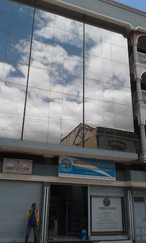 Opiniones de COAC INDIGENAS GALAPAGOS en Riobamba - Banco