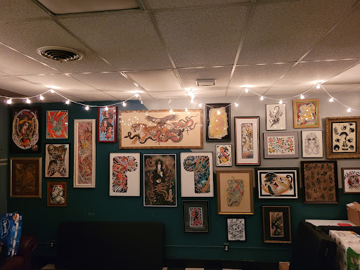 Tattoo Shop «Alley Cat Tattoo», reviews and photos, 990B Reservoir St, Harrisonburg, VA 22801, USA