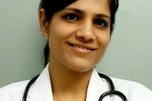 Dr Geetanjali Dambalkar, Best Child Specialist in Gurgaon, Newborn Doctor, Pediatrician near me, Vaccination, Child Clinic image