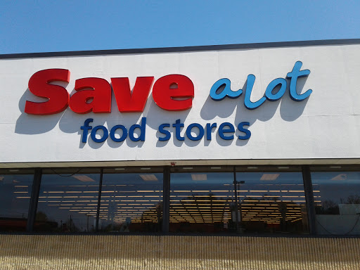 Grocery Store «Save-A-Lot», reviews and photos, 803 Blackwood Clementon Rd, Lindenwold, NJ 08021, USA