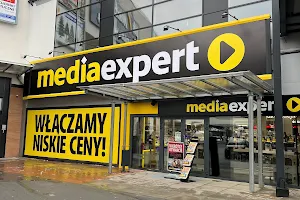 Media Expert image