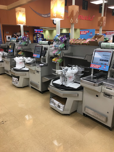 Grocery Store «Schnucks», reviews and photos, 2222 Troy Rd, Edwardsville, IL 62025, USA