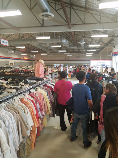 Thrift Store «Super Thrift Store», reviews and photos, 815 N Oxnard Blvd, Oxnard, CA 93030, USA