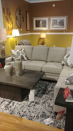 Furniture Store «The Furniture Mart - Shakopee», reviews and photos, 4270 12th Ave E, Shakopee, MN 55379, USA