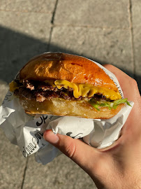 Hamburger du Restaurant de hamburgers Spécimen Burger à Paris - n°3