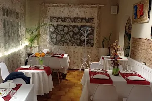 Restaurant Taula Mama Roser image