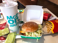 Cheeseburger du Restauration rapide McDonald's à Nice - n°1
