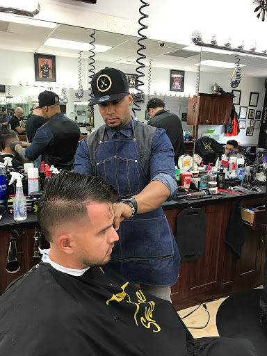 Barber Shop «Miami Beach Barber Shop», reviews and photos, 1114 Normandy Dr, Miami Beach, FL 33141, USA