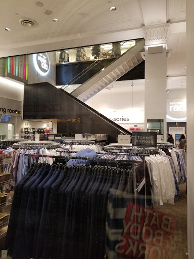 Department Store «Nordstrom Rack Chestnut Street», reviews and photos, 1700 Chestnut St, Philadelphia, PA 19103, USA