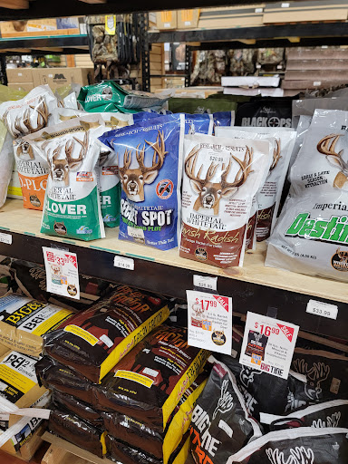 Outdoor Sports Store «Fin Feather Fur Outfitters - Canton», reviews and photos, 4080 Belden Village St NW, Canton, OH 44718, USA