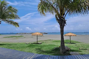 Qijin Beach image