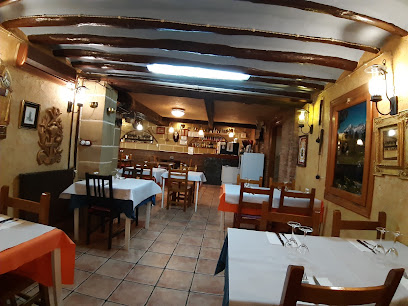 Restaurante Casa Jesús - C. José Porta Conte, 1, 22143 Abiego, Huesca, Spain