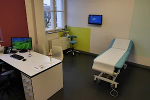 Manus Clinic Krefeld image