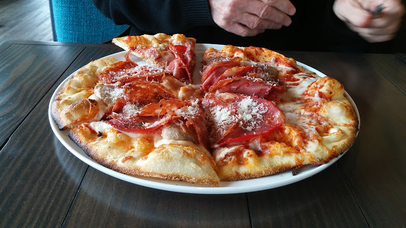 #10 best pizza place in Fairfax - Oh George! Tables and Taphouse
