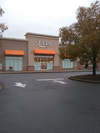 Hair Salon «Ulta Beauty», reviews and photos, 2626 E Stone Dr #130, Kingsport, TN 37660, USA