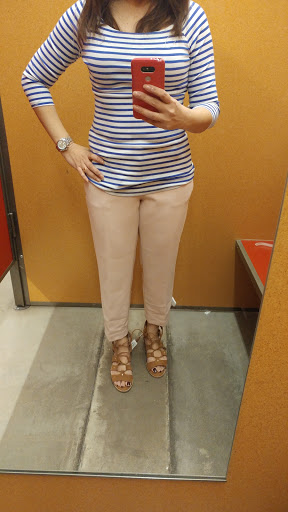 Clothing Store «Old Navy», reviews and photos, 141 Tuckahoe Rd, Sewell, NJ 08080, USA