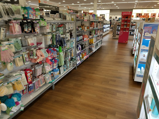 Hair Salon «Ulta Beauty», reviews and photos, 1785 Arden Way, Sacramento, CA 95815, USA