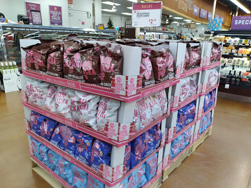 Grocery Store «Fresh Thyme Farmers Market- Troy MI», reviews and photos, 901 E Big Beaver Rd, Troy, MI 48083, USA