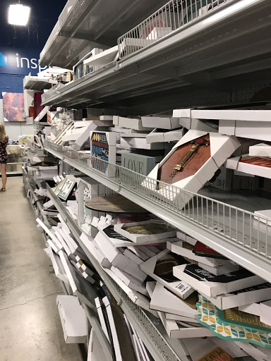 Home Goods Store «At Home», reviews and photos, 3700 S Campbell Ave, Springfield, MO 65807, USA